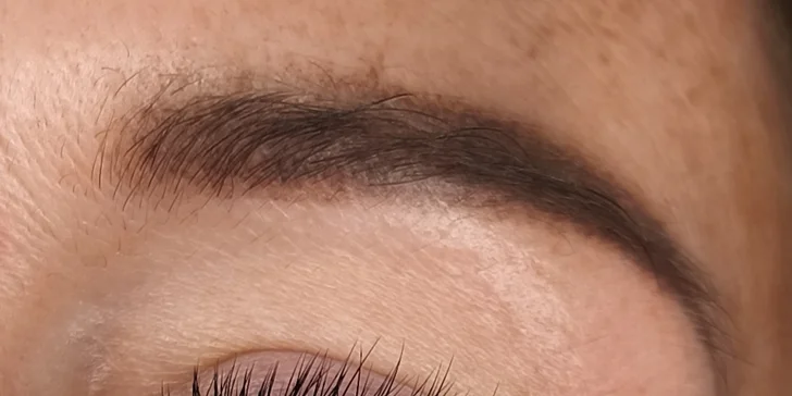 Štýlové UV mihalnice s výdržou až 7 týždňov