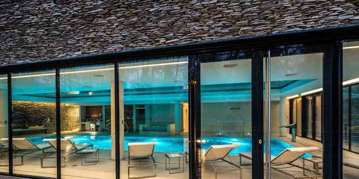 Zámocká romantika pri Vratislavi: raňajky alebo polpenzia, neobmedzený wellness a krásne okolie