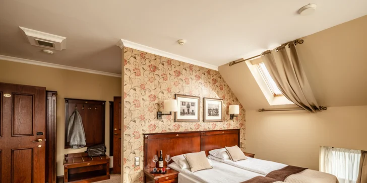 Zámocká romantika pri Vratislavi: raňajky alebo polpenzia, neobmedzený wellness a krásne okolie