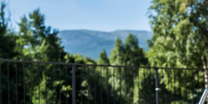 Pobyt v poľských Krkonošiach: moderné apartmány, raňajky a wellness