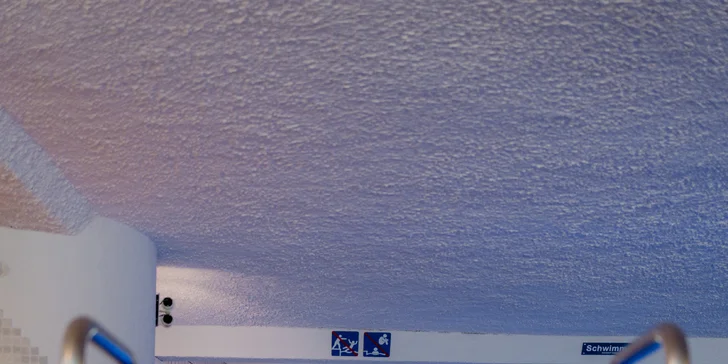 Hotel na brehu Wolfgangsee: plávajúca vírivka, bazény aj sauny, raňajky a štvorchodová večera