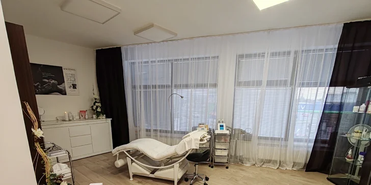 Kompletné ošetrenie pleti LUXCEAR 3v1 alebo masáž s neurokozmetikou ARKANA