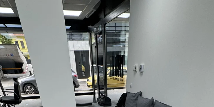 Strihanie vlasov, úprava brady či kombo od junior alebo senior barbera