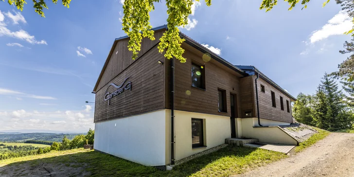 Pobyt na pomedzí Jeseníkov a Orlických hôr: penzión s výhľadom na hory, vrátane raňajok
