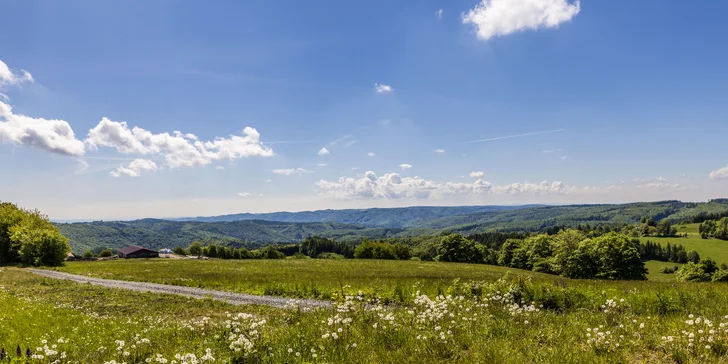 Pobyt na pomedzí Jeseníkov a Orlických hôr: penzión s výhľadom na hory, vrátane raňajok