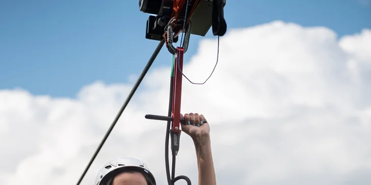 Gombasecký ZIPLINE: Vyskúšajte prvú 500 m dlhú zipline dráhu na Gemeri v atraktívnej lokalite