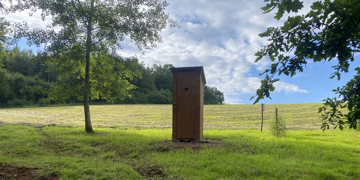 Tiny house v Podkrkonoší: útulný domček možnosť relaxácie v saune a kúpacom sude