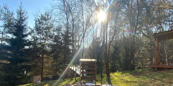 Tiny house v Podkrkonoší: útulný domček možnosť relaxácie v saune a kúpacom sude