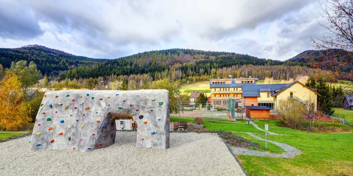 Luxusný oddych v Jeseníkoch: raňajky alebo polpenzia, procedúry aj wellness