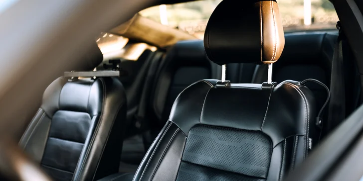 Jazda na letisku: Ford Mustang GT, Porsche Cayman S, BMW M2 alebo Toyota Celica