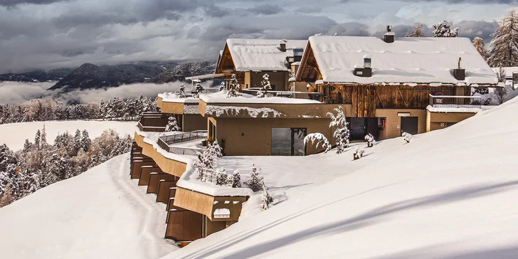 Aktívna dovolenka aj relax v Dolomitoch: moderný hotel v prírodnom parku, raňajky, wellness