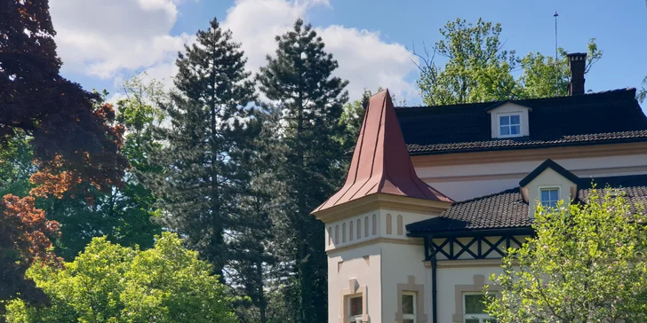 Romantický pobyt v apartmánoch v hoteli Zámeček na Čeladnej: raňajky a privátne wellness