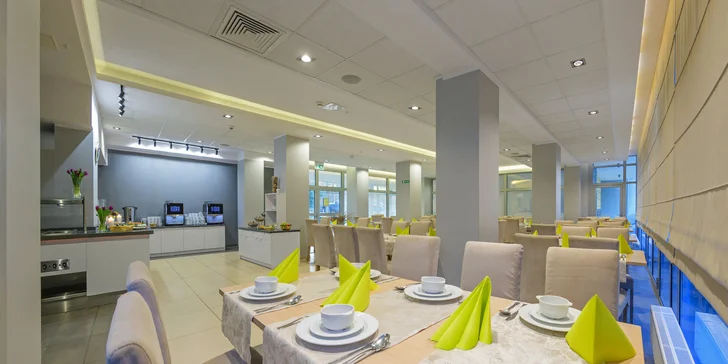 Dovolenka v Kolobřehu: hotel kúsok od pláže, raňajky aj zľava na procedúry