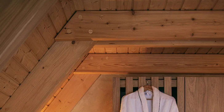 Boutique wellness rezort pri Opole: zátoka Bajka s piesočnatou plážou, strava aj zábava pre deti