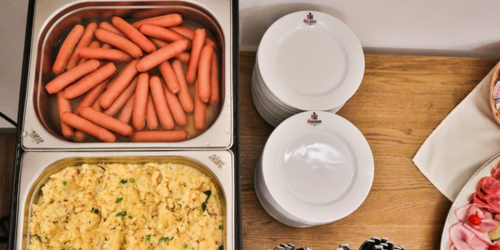 Pobyt v pivovarskom hoteli na Zámku Svijany: raňajky, prehliadka zámku a pivovaru aj pivný kúpeľ