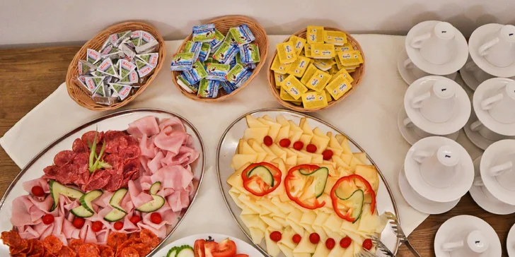 Pobyt v pivovarskom hoteli na Zámku Svijany: raňajky, prehliadka zámku a pivovaru aj pivný kúpeľ