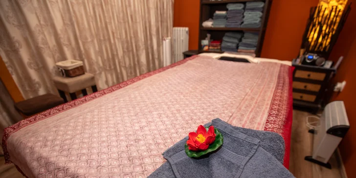 Thajská olejová aromatická masáž: 45–60 minút uvoľnenia a relaxu