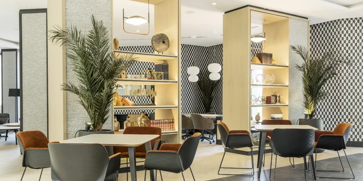 Spoznajte španielsku Sevillu: pobyt v 4* hoteli s raňajkami