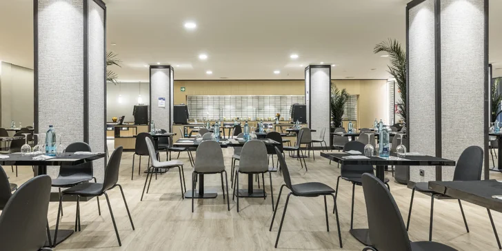 Spoznajte španielsku Sevillu: pobyt v 4* hoteli s raňajkami