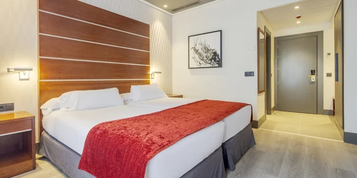 Spoznajte španielsku Sevillu: pobyt v 4* hoteli s raňajkami