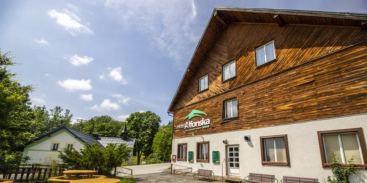 Pohodová dovolenka v Krkonošiach: horský hotel priamo pri zjazdovke, polpenzia