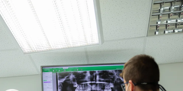 Dentálna hygiena alebo šetrné bielenie pomocou laseru Fotona v zubnej klinike DENTAL MEDICARE