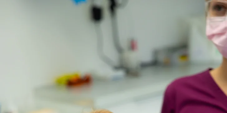 Dentálna hygiena alebo šetrné bielenie pomocou laseru Fotona v zubnej klinike DENTAL MEDICARE