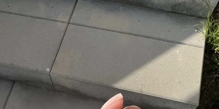 Gél lak manikúra alebo modelovanie nových gélových nechtov