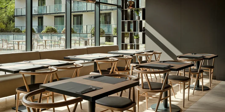 Radisson Resort Kolobrzeg****: wellness a infinity bazén, raňajky alebo polpenzia, herňa pre deti