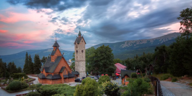 Oddychový pobyt v modernom apartmáne v poľských Krkonošiach až pre 4 osoby