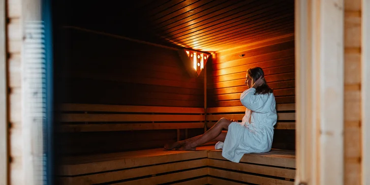 Pobyt na Monínci: hotel s vnútorným bazénom, vírivkou a raňajkami