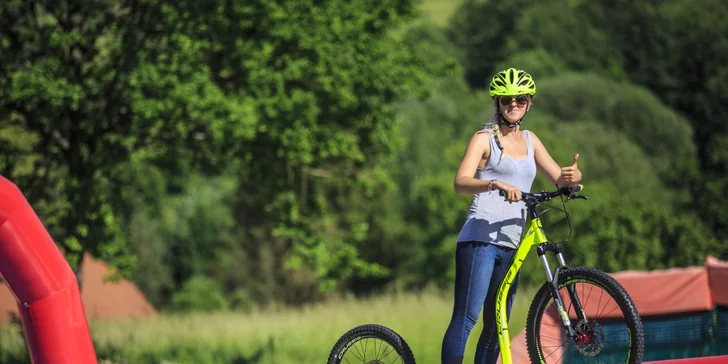 Pobyt na Monínci: hotel s vnútorným bazénom, vírivkou a raňajkami