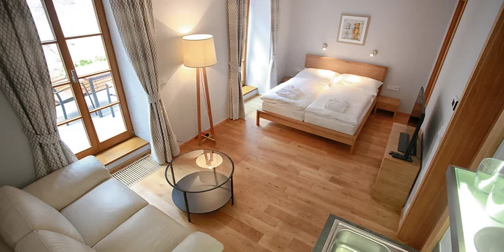 Pobyt s raňajkami v Poděbradoch: penzión pod zámkom priamo pri Labe, pamiatky aj cyklistika