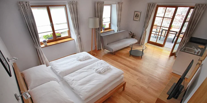 Pobyt s raňajkami v Poděbradoch: penzión pod zámkom priamo pri Labe, pamiatky aj cyklistika