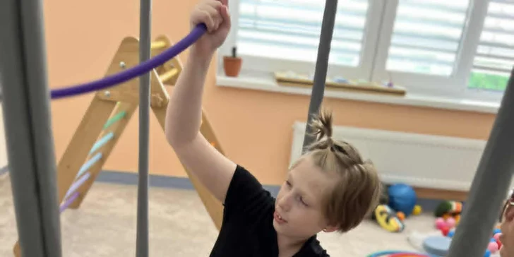 Kamilka s Dravetovej syndrómom: Po dvoch operáciách chce urobiť svoj prvý krok – buďte súčasťou jej cesty!