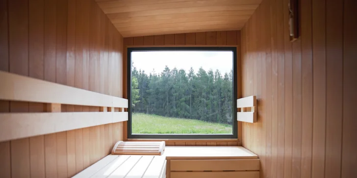 Moderná chata v južných Čechách: vlastná sauna, vírivý sud a kapacita až 6 osôb