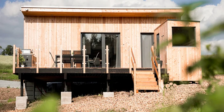 Moderná chata v južných Čechách: vlastná sauna, vírivý sud a kapacita až 6 osôb