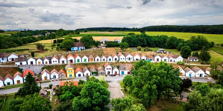 Vinársky pobyt so stravou a wellness: romantika pre dvoch aj vstupy do kúpeľov