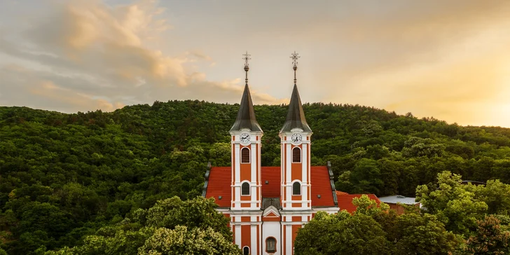 Vinársky pobyt so stravou a wellness: romantika pre dvoch aj vstupy do kúpeľov