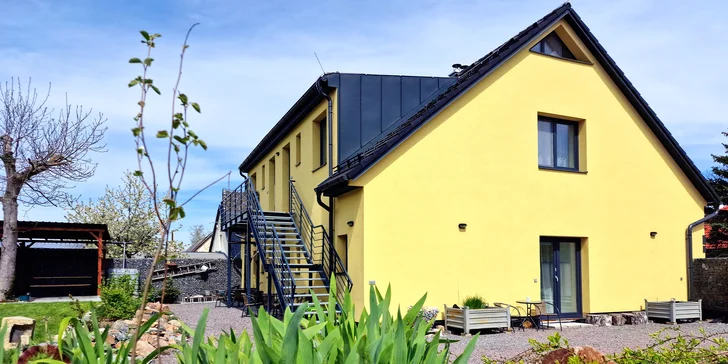 Moderné a priestranné apartmány v CHKO Železné hory pre pár aj rodinu