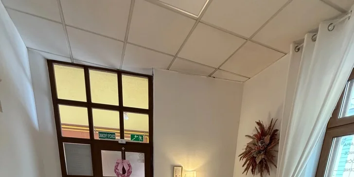 Kozmetické ošetrenia pleti s úpravou a farbením obočia