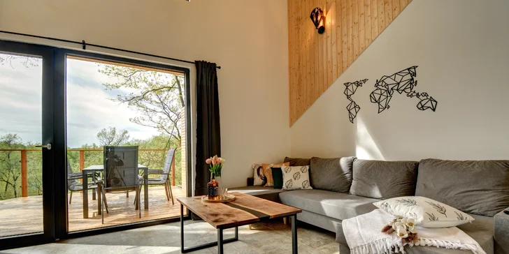 Moderná chata pri Českých Budějoviciach a Krumlove: fínska sauna, terasa, kapacita až pre 6 osôb