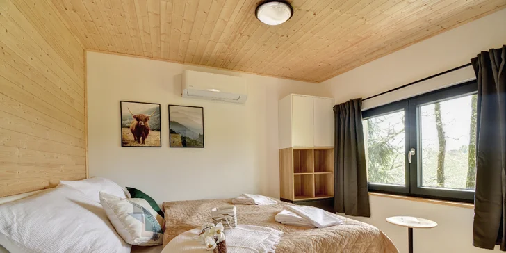 Moderná chata pri Českých Budějoviciach a Krumlove: fínska sauna, terasa, kapacita až pre 6 osôb