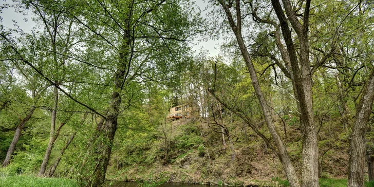 Moderná chata pri Českých Budějoviciach a Krumlove: fínska sauna, terasa, kapacita až pre 6 osôb