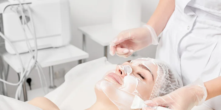 Mezoterapia tváre so sérom podľa vašej voľby alebo lososou DNA pre revitalizáciu pokožky