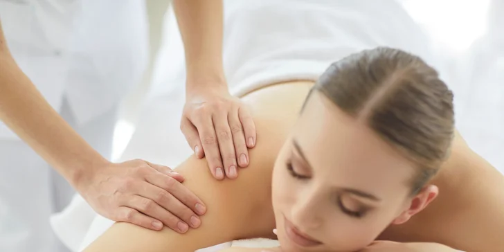 Masáže aj bankovanie: chrbát, šija, ruky, nohy aj celé telo