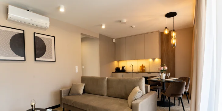 Nové apartmány pri Balte 15 min. od pláže: raňajky, bazény, vírivky a sauna