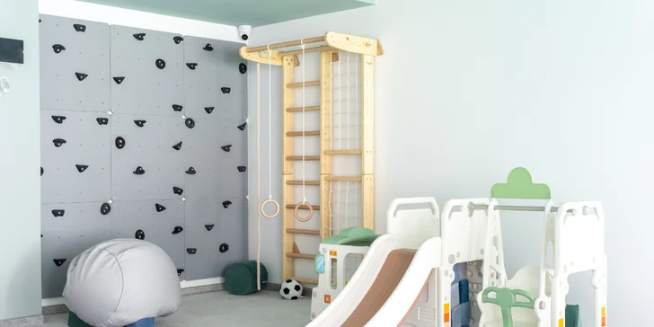 Nové apartmány pri Balte 15 min. od pláže: raňajky, bazény, vírivky a sauna