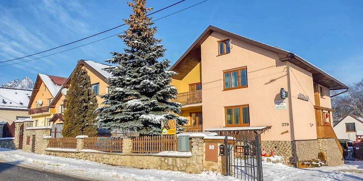 Čarovný pobyt v srdci Novej Lesnej: raňajky a zľava do AquaCity Poprad