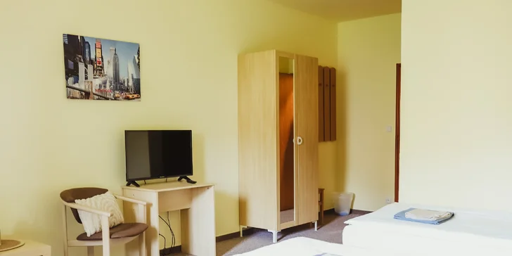 Športovo-relaxačné centrum pri Františkových Lázňach: pobyt s raňajkami alebo polpenziou a zľava na šport